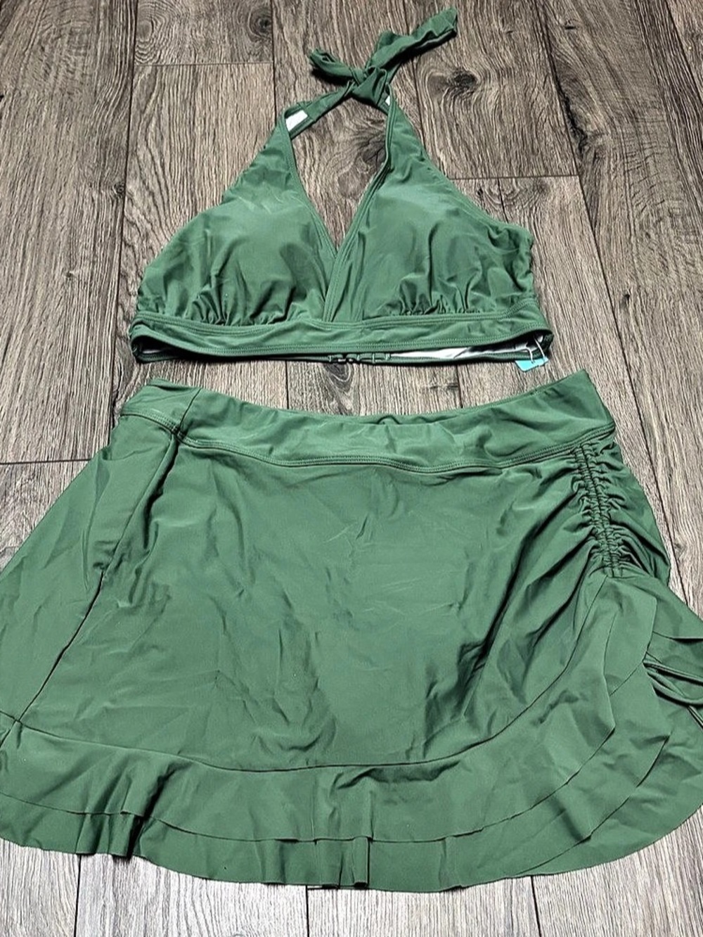Women's Swim Skirt Set in Green Size XL Like New
